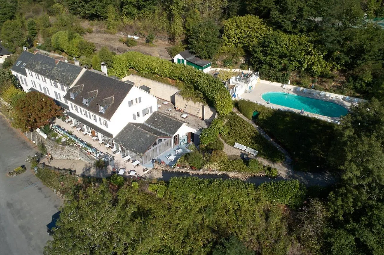 Où Séjourner en Massif Central : 7 Hôtels Logis Sélectionnés