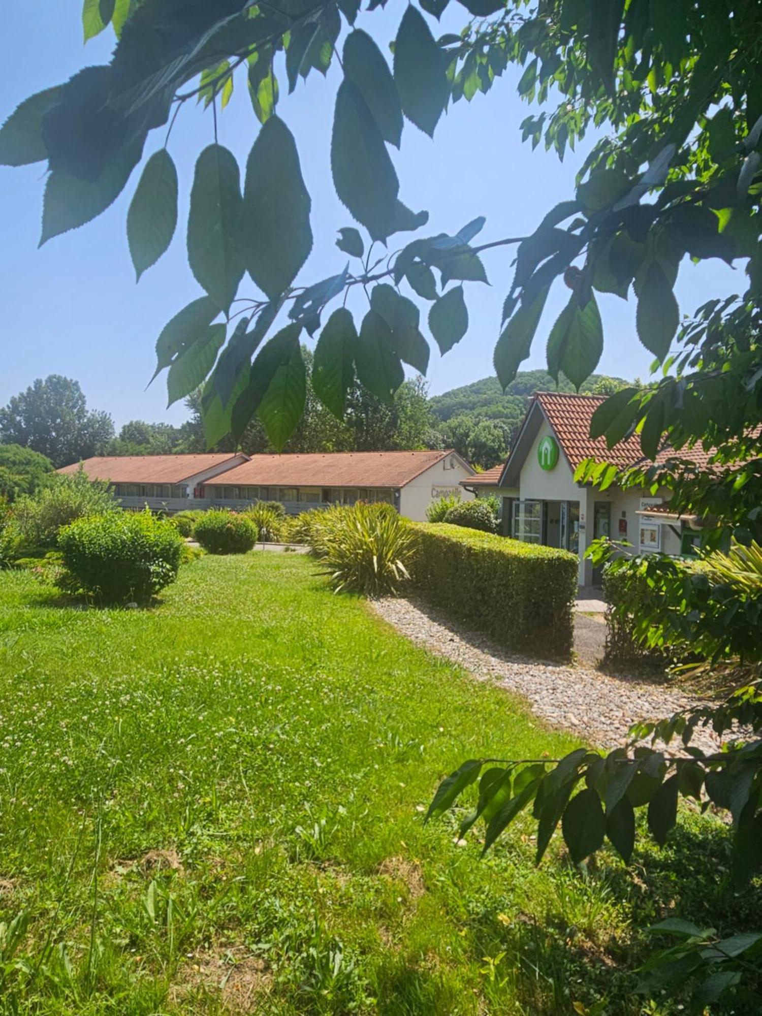 14 Hôtels Budget Incontournables en Aquitaine pour Voyager Moins Cher